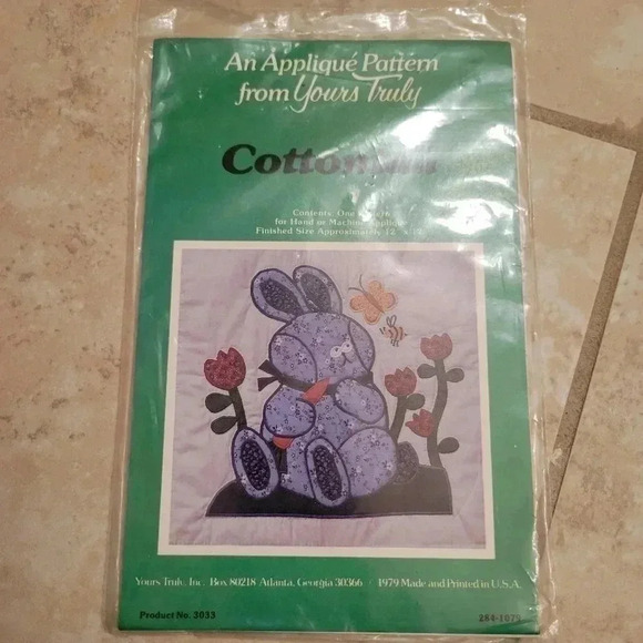 Vintage Applique Patterns Puppy Love Flower Girl Quilts - Picture 4 of 5